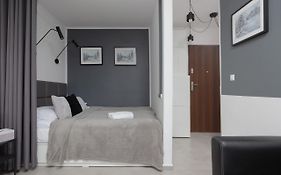 Metro Wierzbno Cozy Studio Mokotow By Noclegi Renters